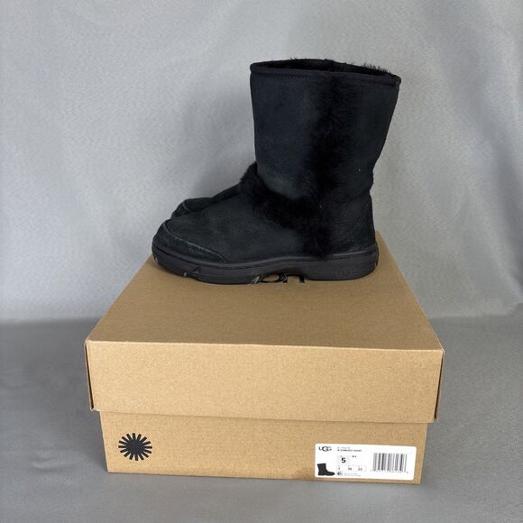 Womens UGG Boots Black Sunburst Short Suede Wool Sz 5 (fits 6) #1130726 $180 - Picture 8 of 16